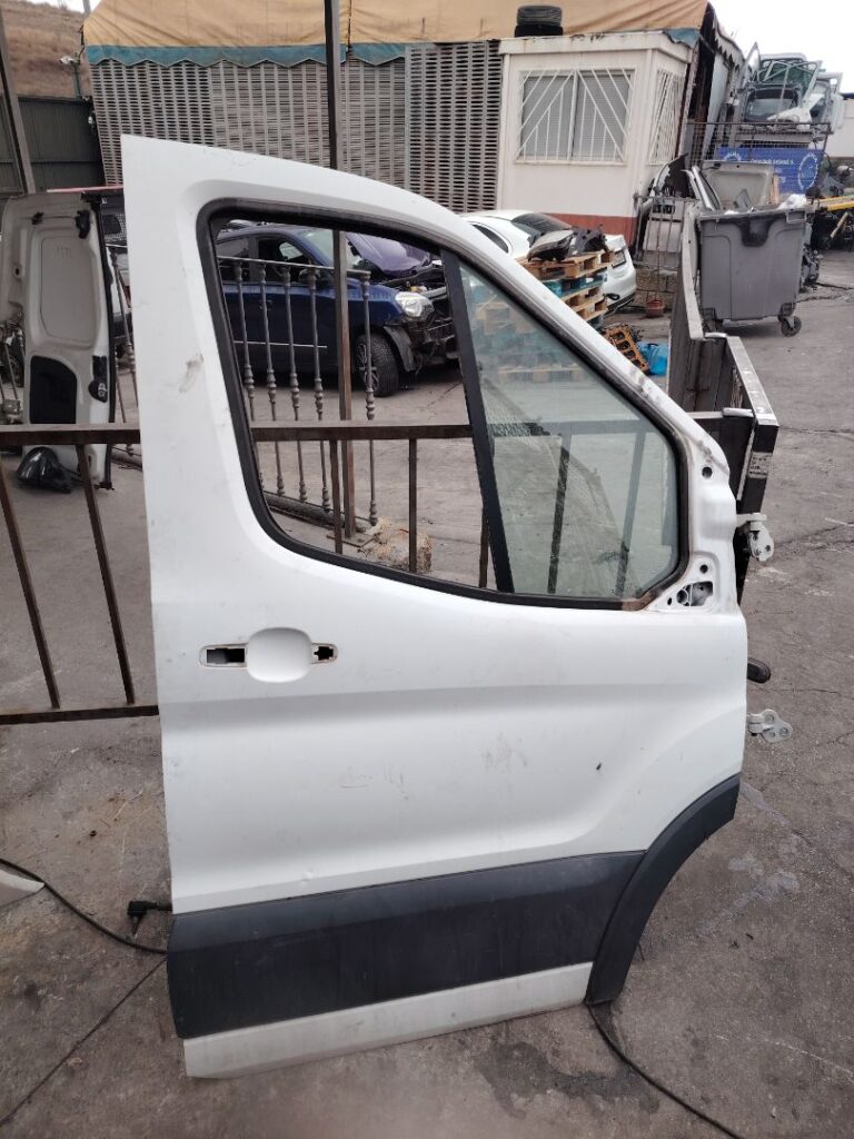 PUERTA DELANTERA DERECHA 136342