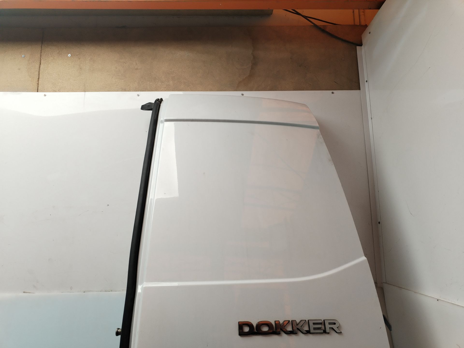 PUERTA TRASERA DERECHA 136294