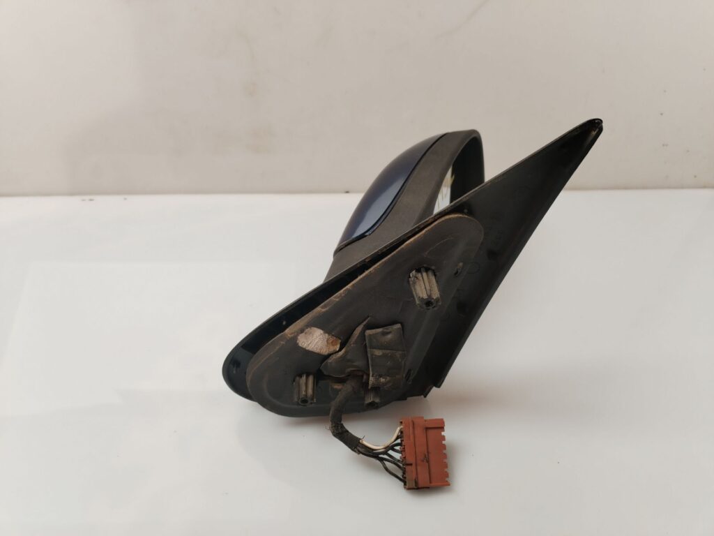 RETROVISOR DERECHO 135909