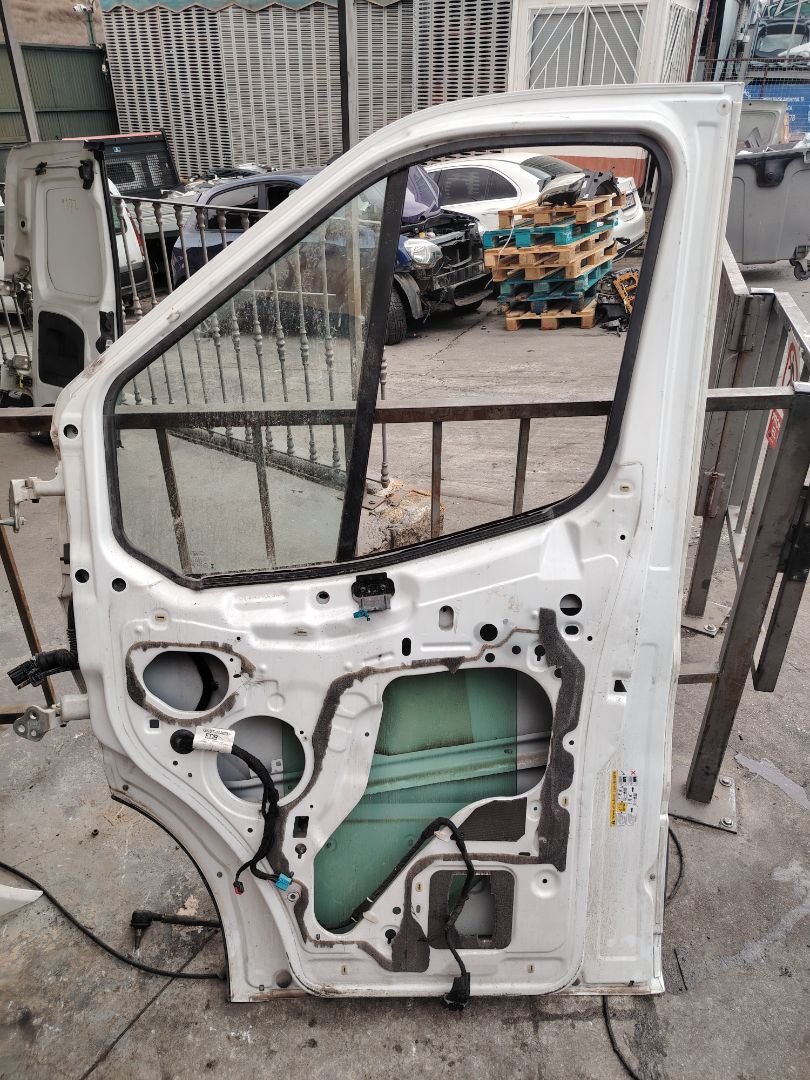 PUERTA DELANTERA DERECHA 136342