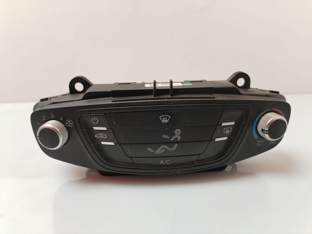 MANDO CALEFACCION / AIRE ACONDICIONADO 135880