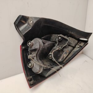 PILOTO TRASERO DERECHO 137430