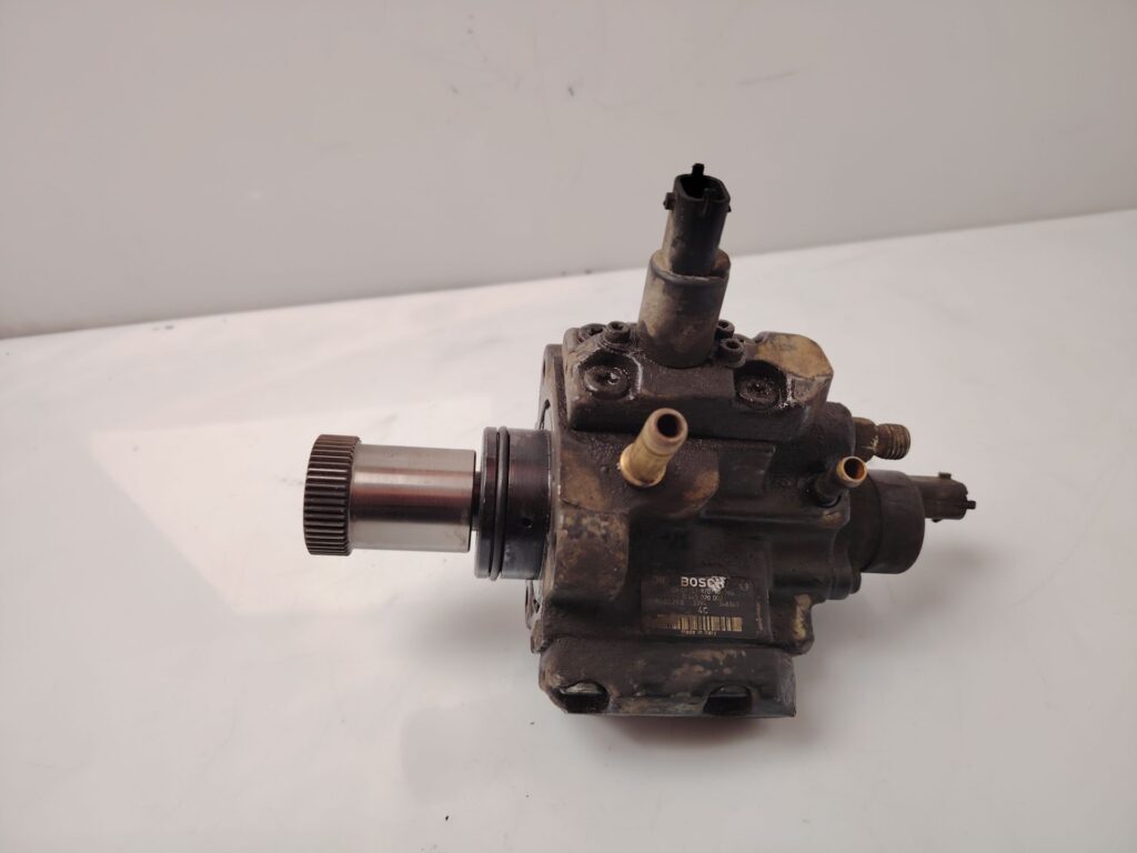 BOMBA INYECCION 136975