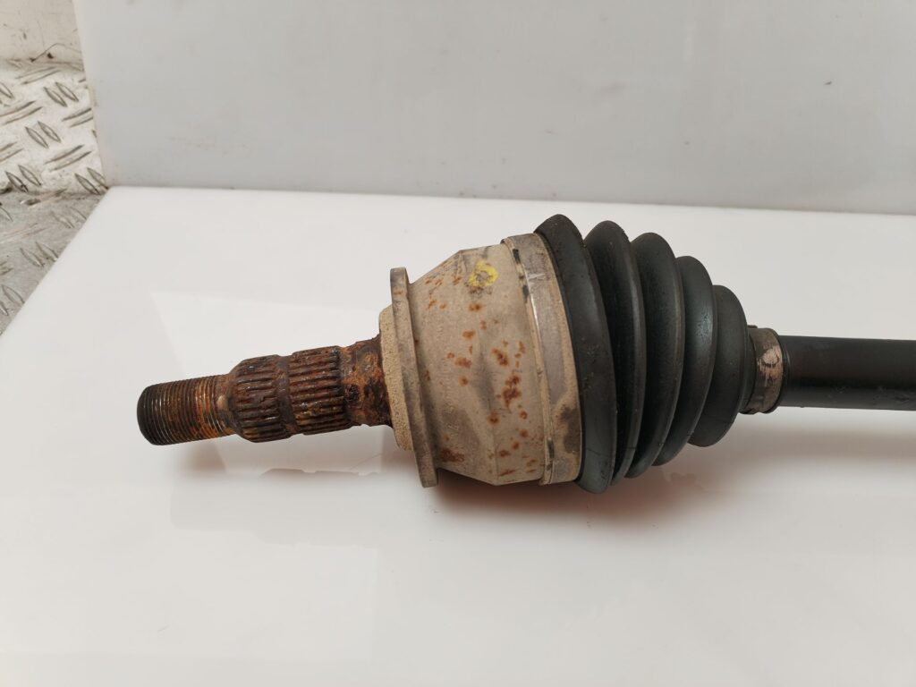 TRANSMISION DELANTERA IZQUIERDA 134923