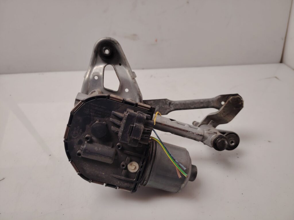 MOTOR LIMPIA DELANTERO 137438