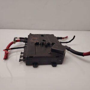 CAJA RELES / FUSIBLES 138397