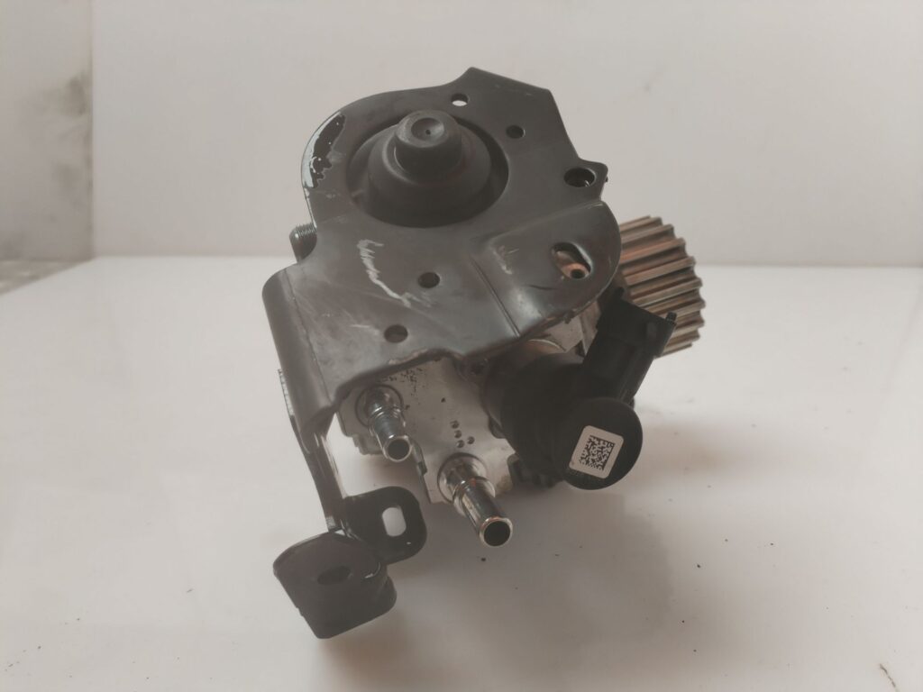 BOMBA INYECCION 137325