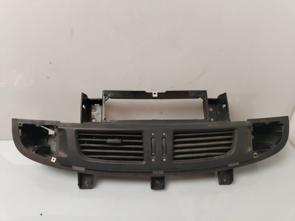 REJILLA AIREADORA 136111