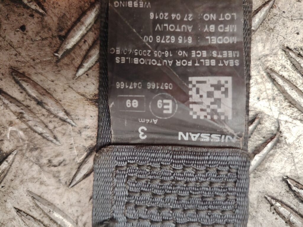 CINTURON SEGURIDAD TRASERO DERECHO 138224