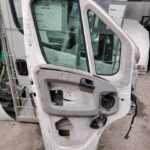 PUERTA DELANTERA IZQUIERDA 138241