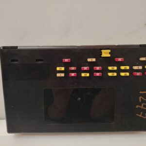 CAJA RELES / FUSIBLES 137588