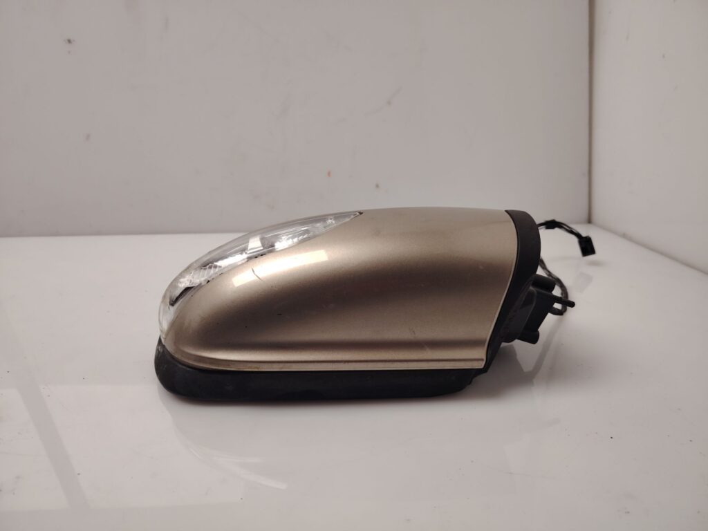 RETROVISOR DERECHO 137990