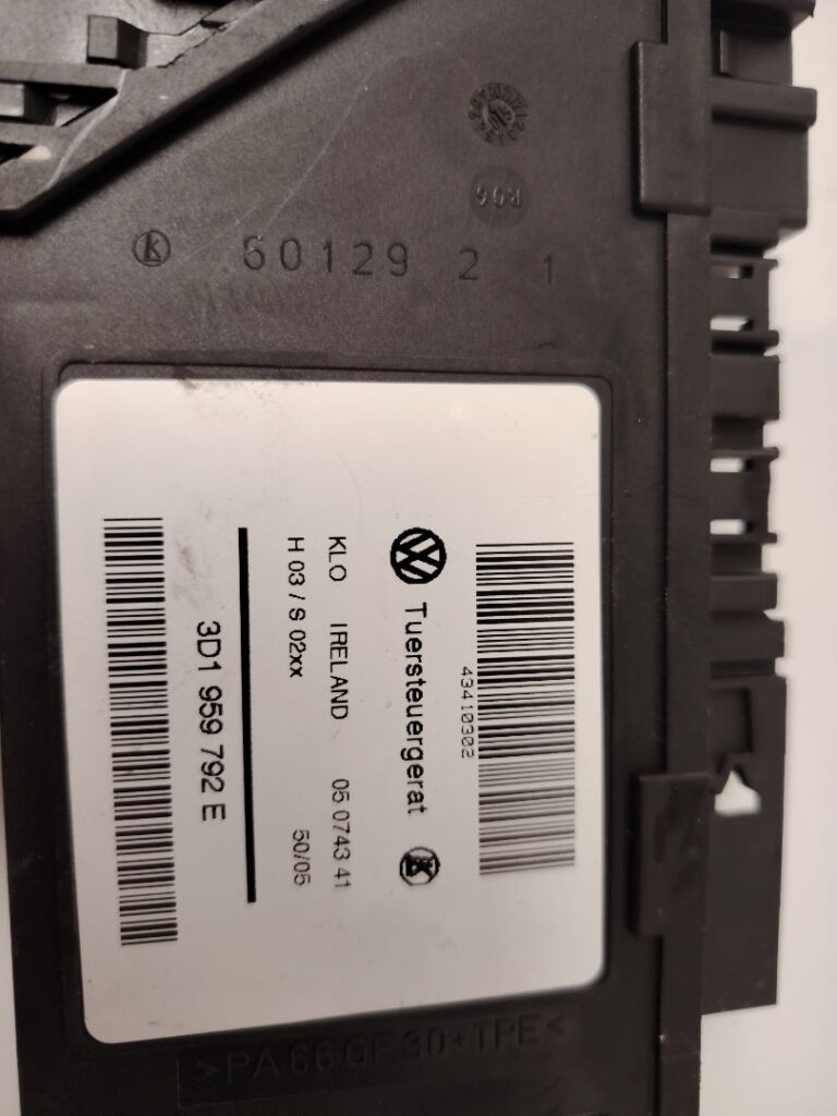 MOTOR ELEVALUNAS DELANTERO DERECHO 137553