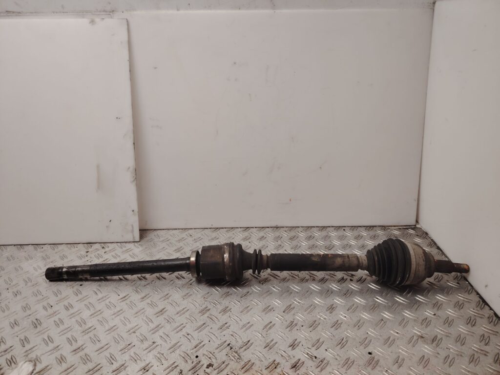 TRANSMISION DELANTERA DERECHA 137268