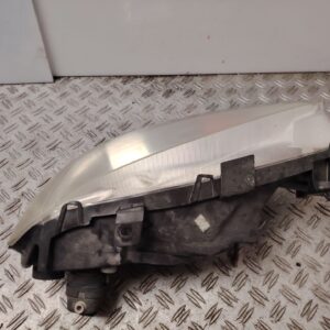 FARO IZQUIERDO 136661