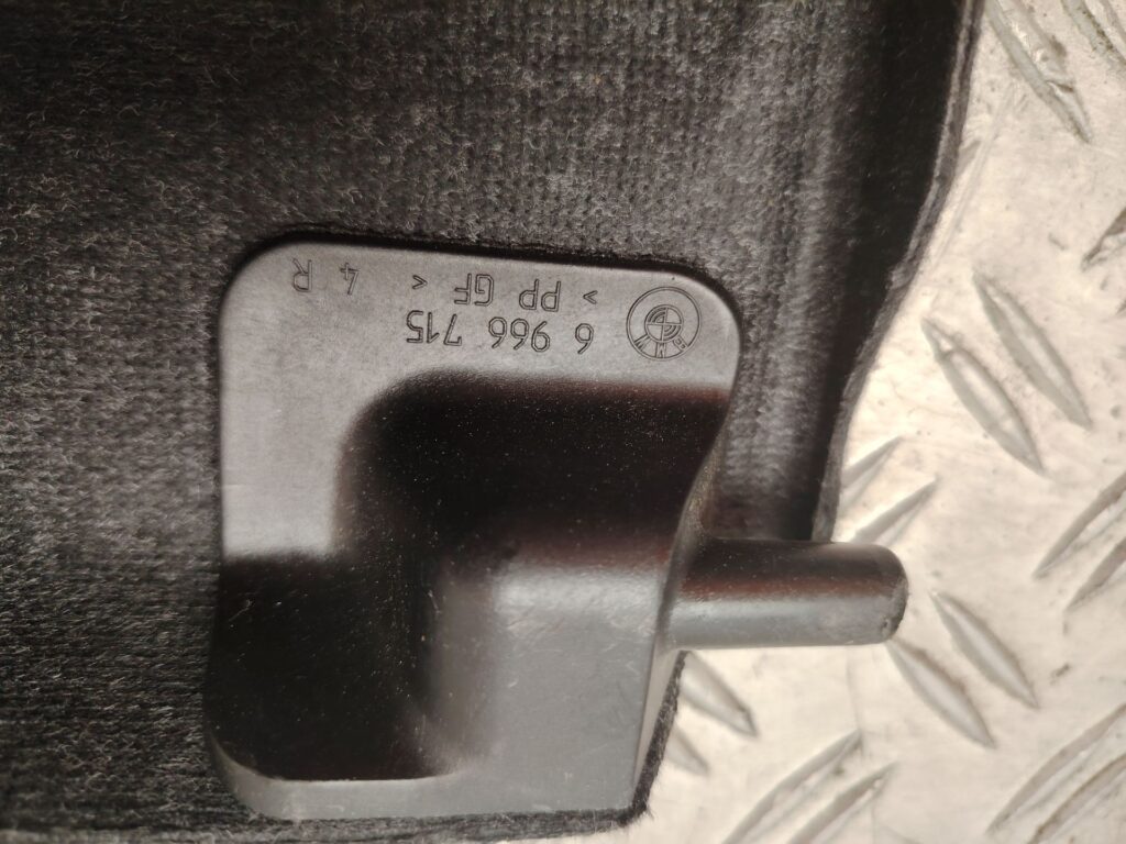 BANDEJA TRASERA 137135