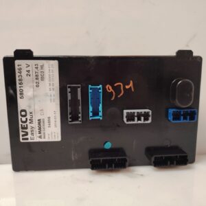 CAJA RELES / FUSIBLES 138245