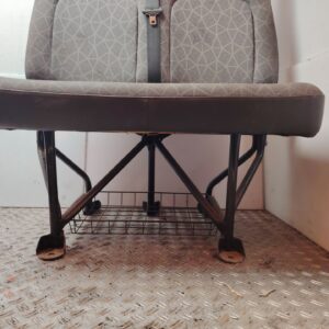 ASIENTO DELANTERO DERECHO 136758