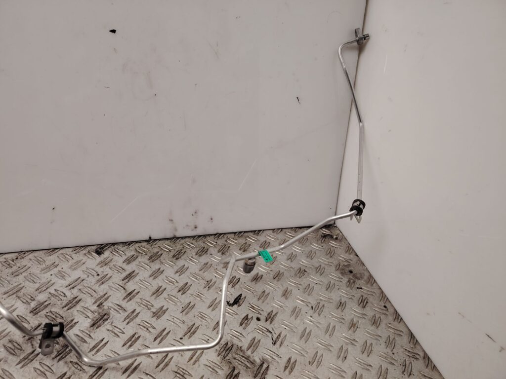 TUBOS AIRE ACONDICIONADO 138116