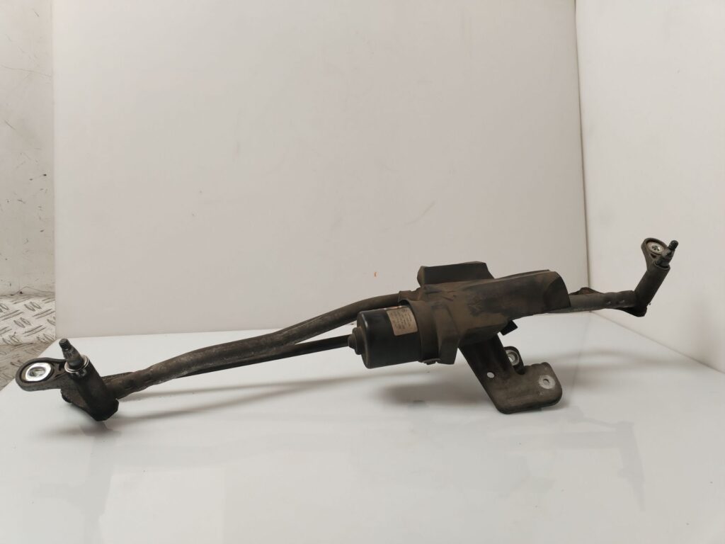 MOTOR LIMPIA DELANTERO 136201