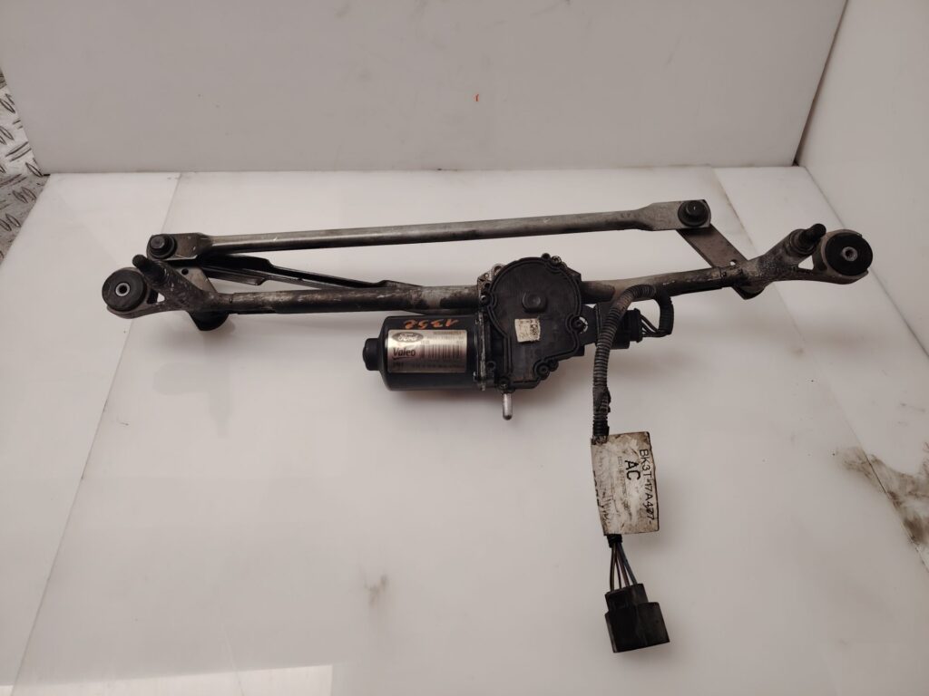 MOTOR LIMPIA DELANTERO 137233