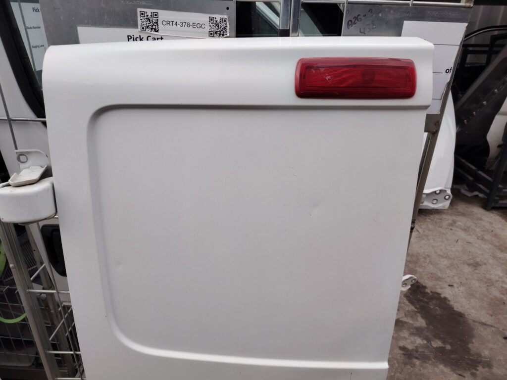 PUERTA TRASERA IZQUIERDA 138242