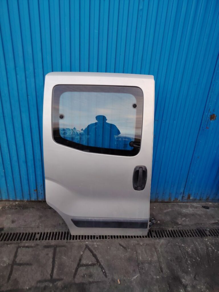 PUERTA LATERAL CORREDERA DERECHA 137870