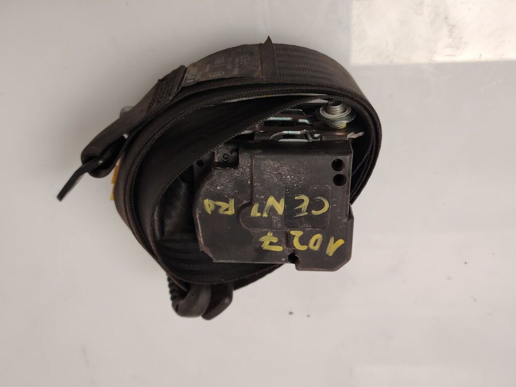 CINTURON SEGURIDAD TRASERO CENTRAL 137805