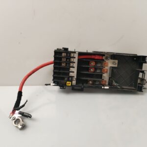 CAJA RELES / FUSIBLES 136170