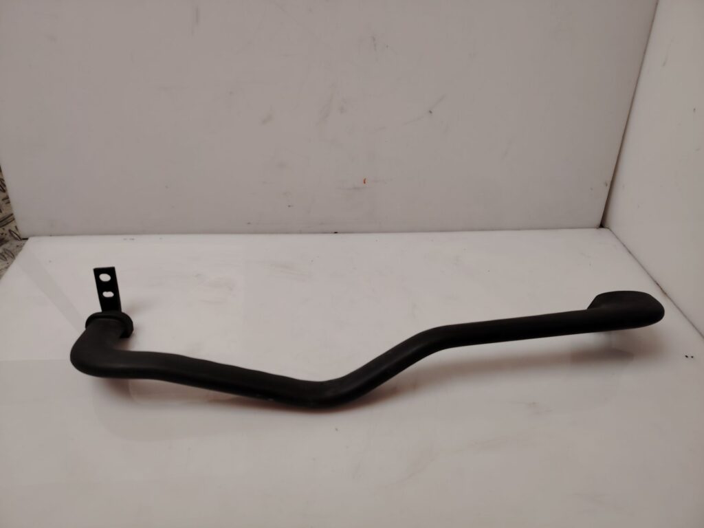 ASIDERO TECHO DELANTERO IZQUIERDO 137302