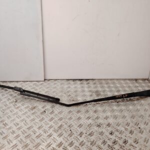 BRAZO LIMPIA DELANTERO IZQUIERDO 137025