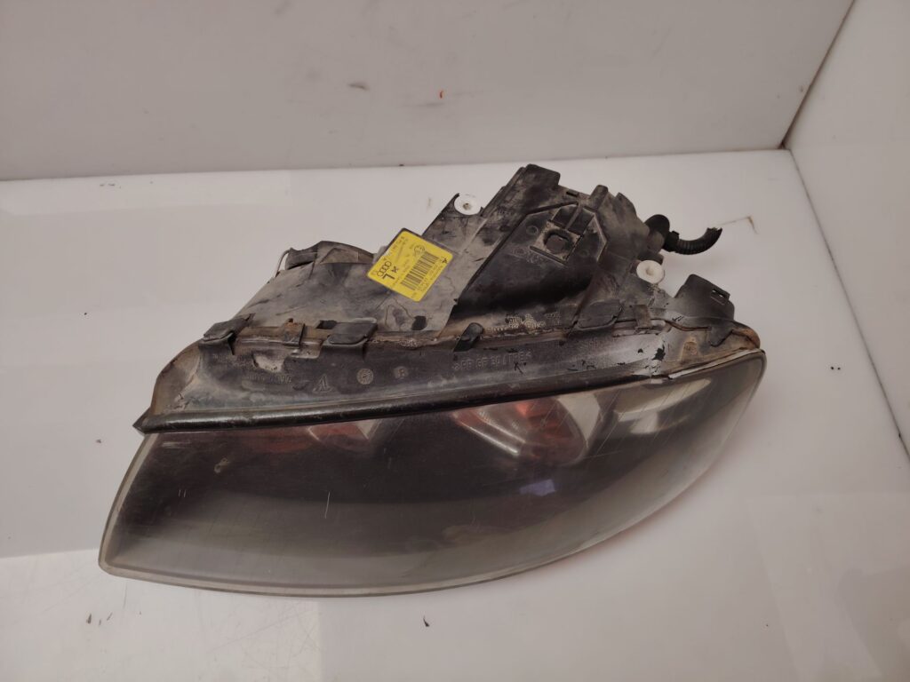 FARO IZQUIERDO 137418