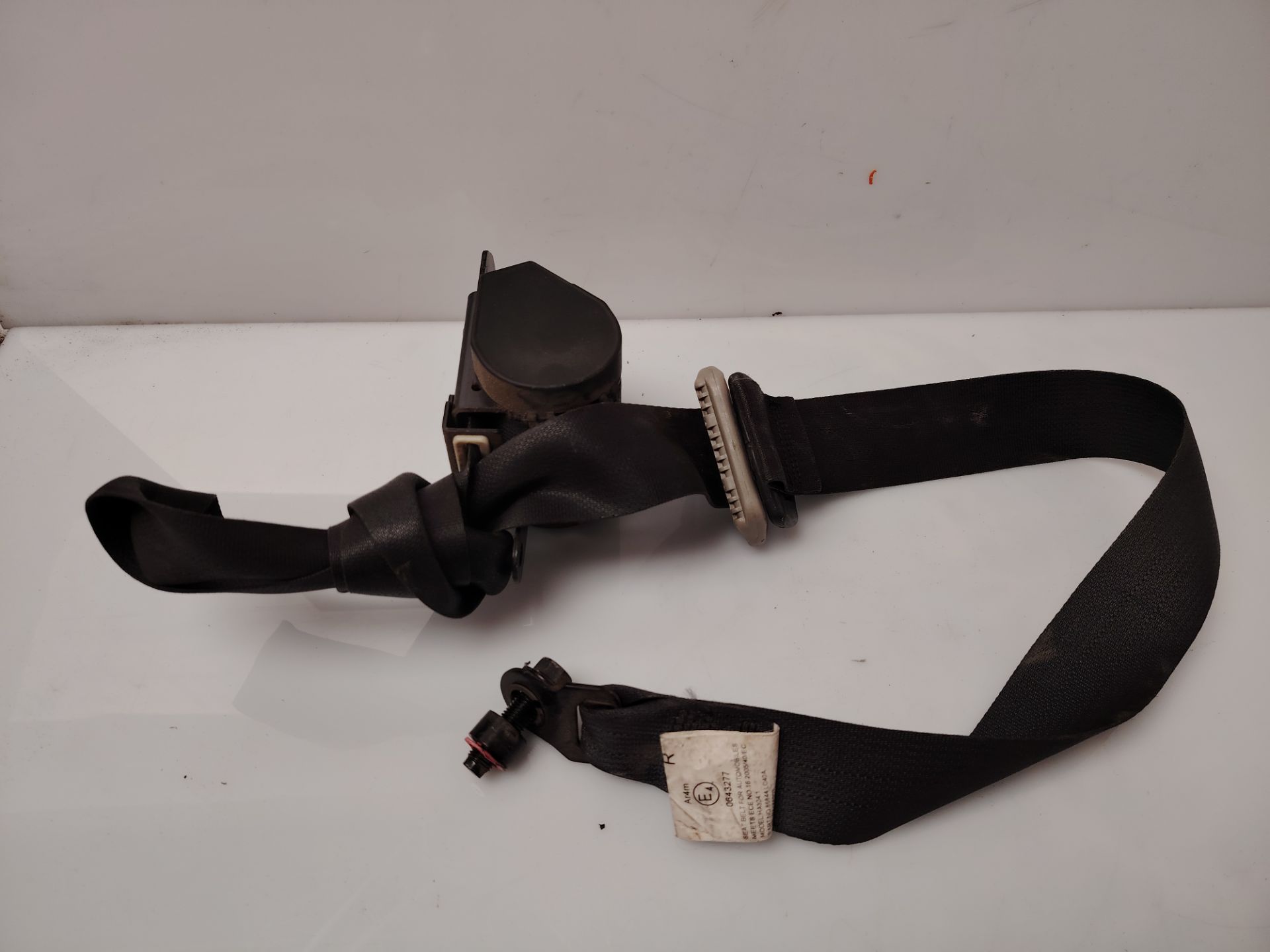 CINTURON SEGURIDAD DELANTERO DERECHO 136470