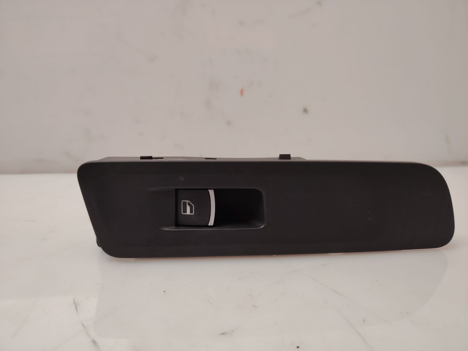 MANDO ELEVALUNAS DELANTERO DERECHO 138283