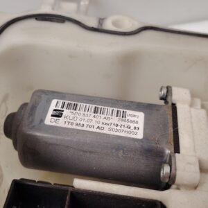 ELEVALUNAS DELANTERO IZQUIERDO 136666