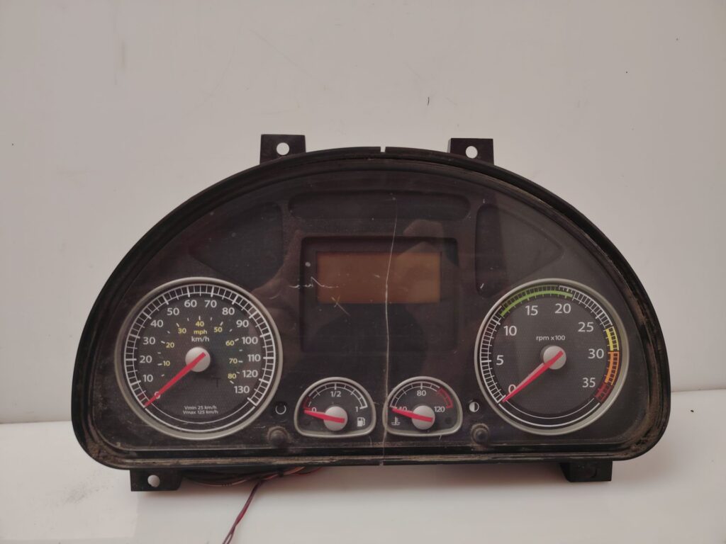 CUADRO INSTRUMENTOS 137601