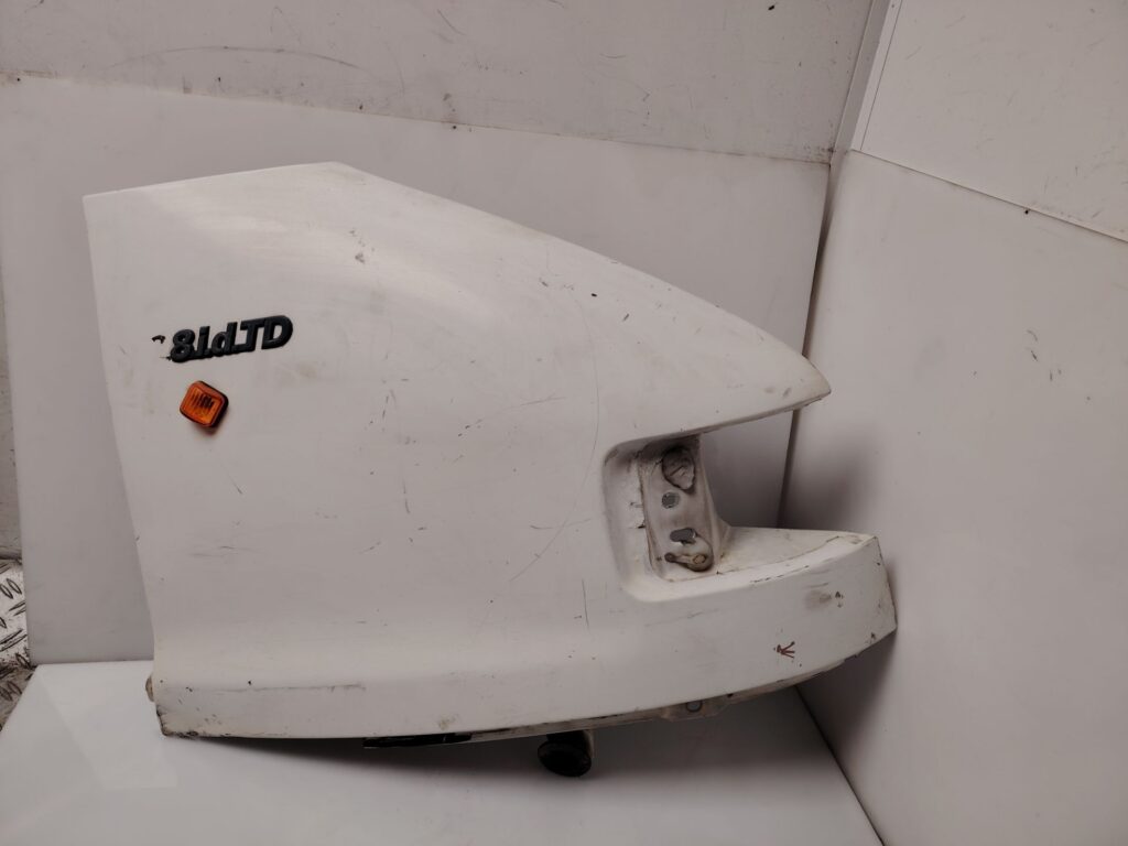 ALETA DELANTERA DERECHA 136852