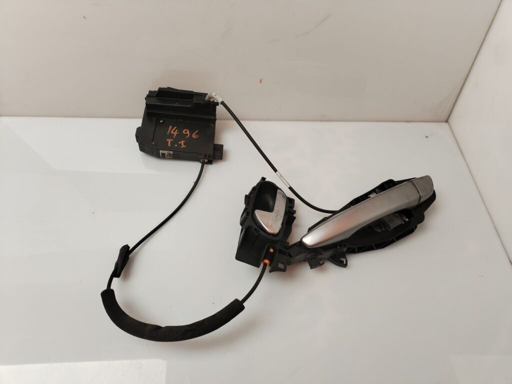 CERRADURA PUERTA TRASERA IZQUIERDA 136131