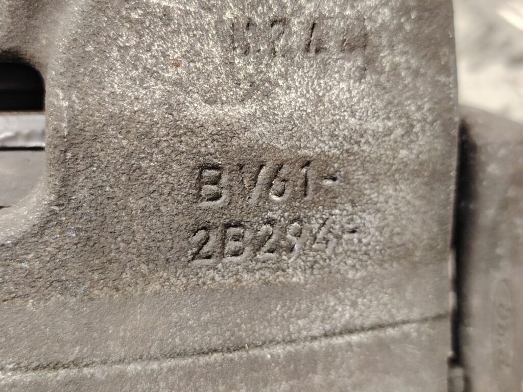 PINZA DE FRENO DELANTERA DERECHA 137977