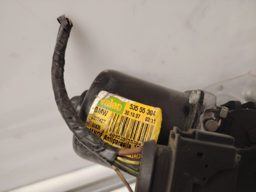 MOTOR LIMPIA DELANTERO 138354