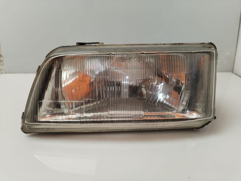 FARO IZQUIERDO 134717