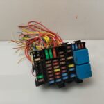 CAJA RELES / FUSIBLES 136148