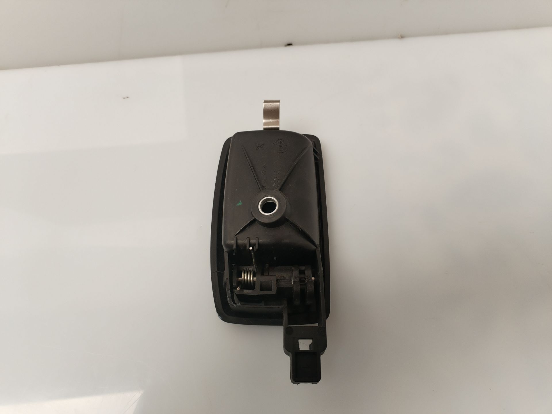 MANETA INTERIOR DELANTERA IZQUIERDA 136205