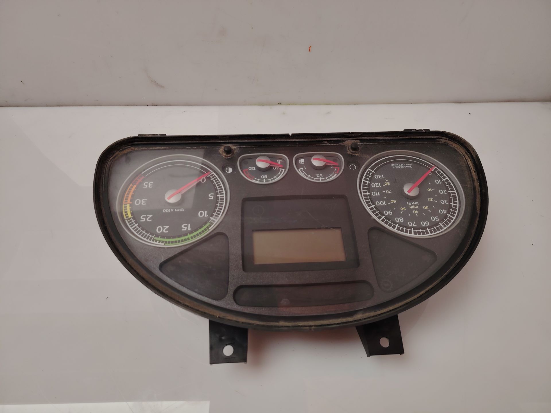 CUADRO INSTRUMENTOS 137583