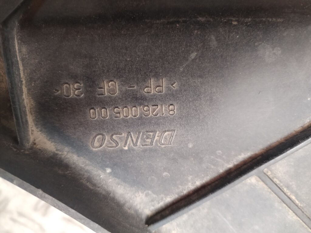 CALANDRA DELANTERA DE RADIADOR 135475