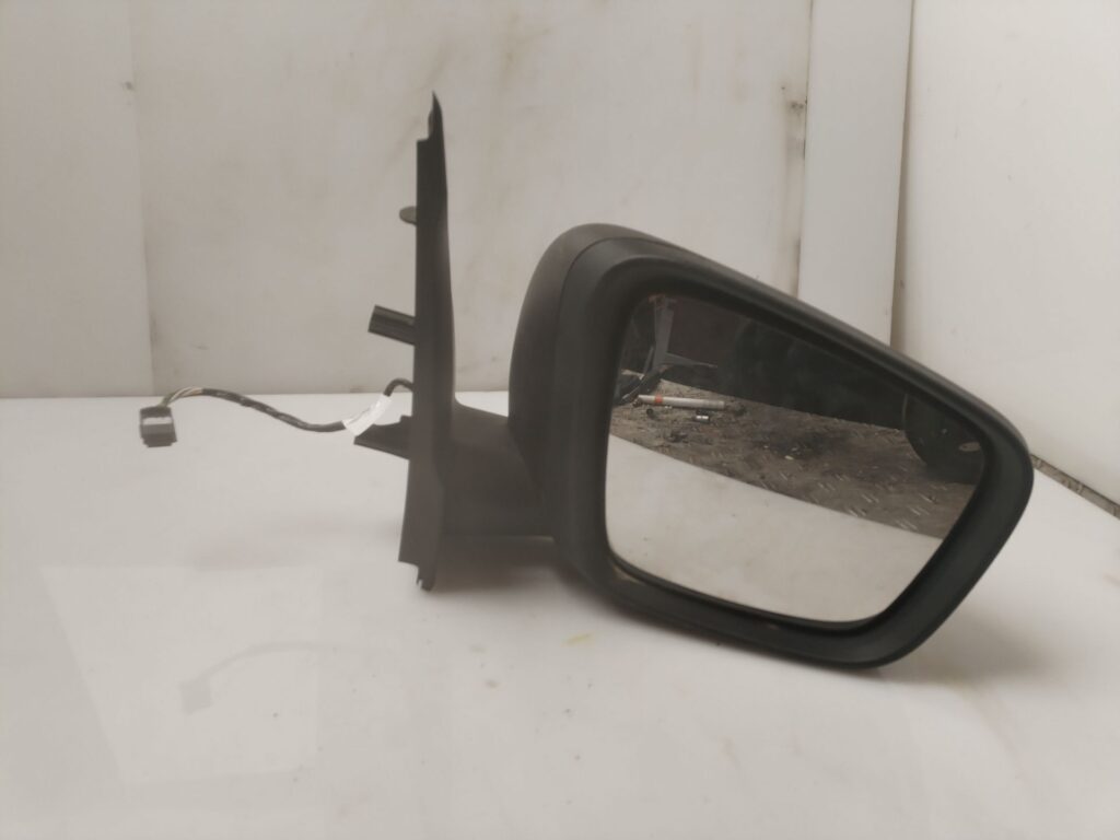 RETROVISOR DERECHO 138168