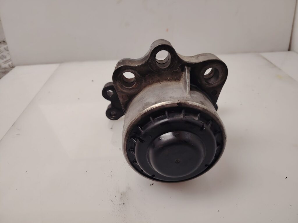 SOPORTE MOTOR 137240