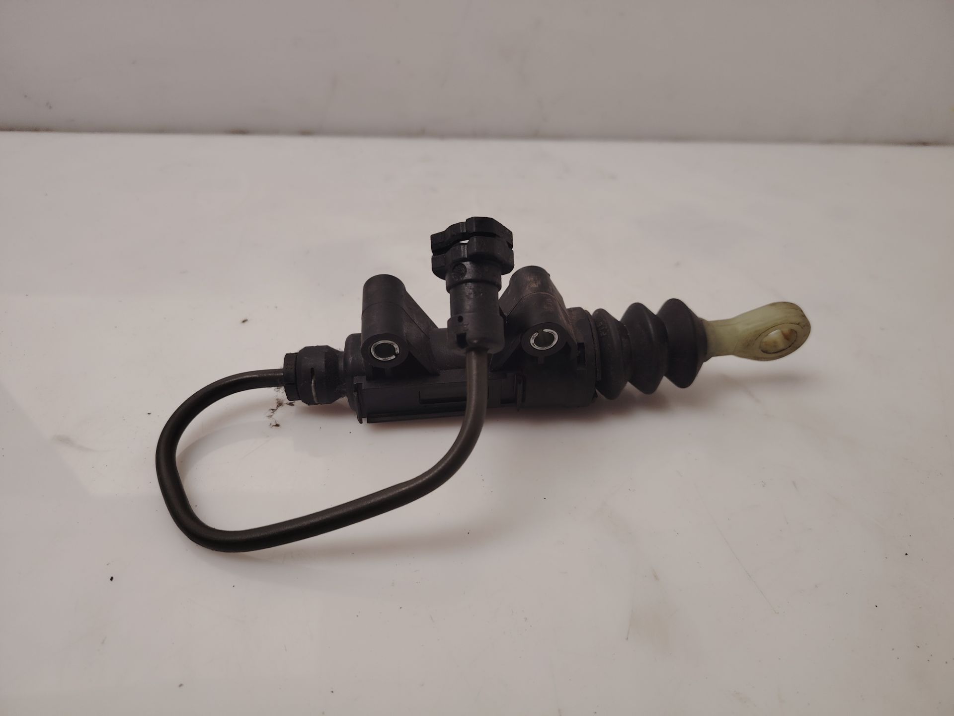 BOMBA EMBRAGUE 138528