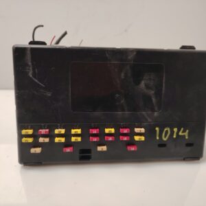 CAJA RELES / FUSIBLES 137732