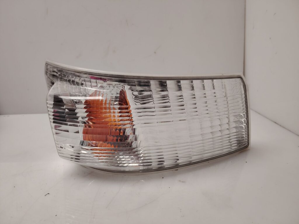 PILOTO DELANTERO DERECHO 137362